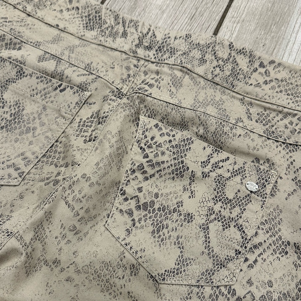 Bevy Flog Python Snakeskin Print Joggers - image 4